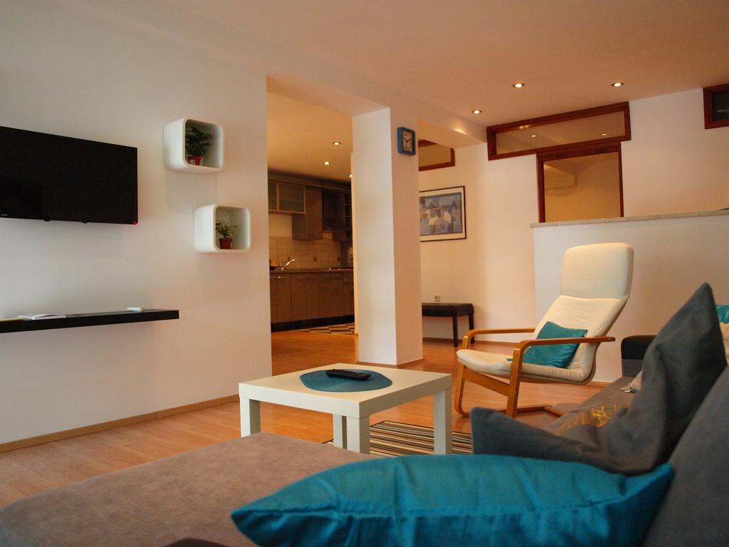 Apartment Marina สลาวอนสกีบรอด ภายนอก รูปภาพ
